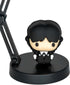 Mercredi - jolie mini lampe de +/- 10 cm de haut - figurine amovible - réglable