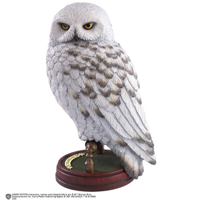 Harry Potter Magical Creatures Hedwig  Statue 24 cm