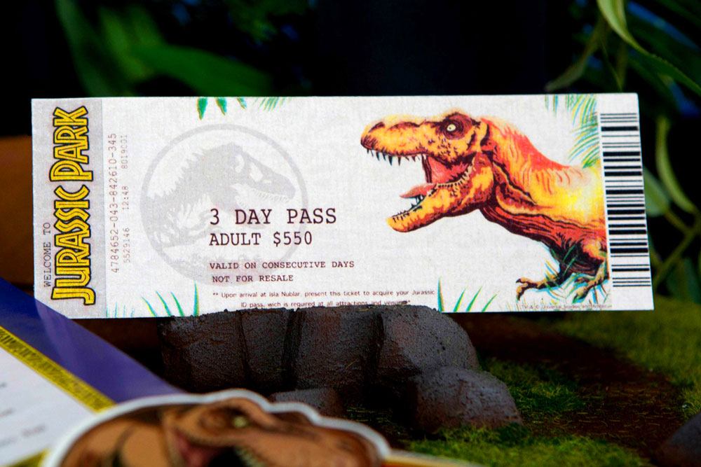 Jurassic Park Welcome Kit Standard – met metalen doos & accessoires